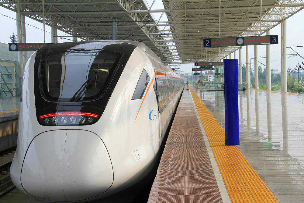 CRH6A城际动车组获铁道科技最高奖