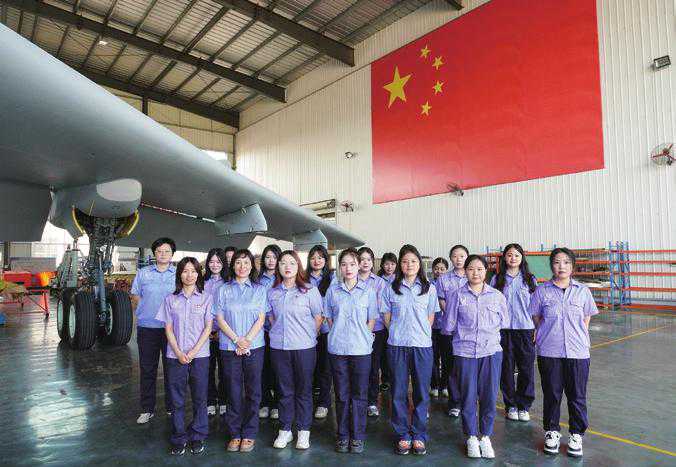 航空工业长飞三号维修服务保障中心电缆修理班：秋风万里绽芙蓉