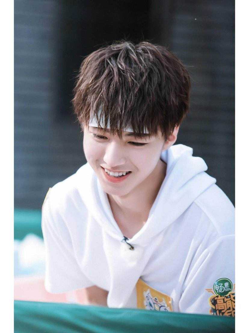 我们最爱的男孩——王俊凯.